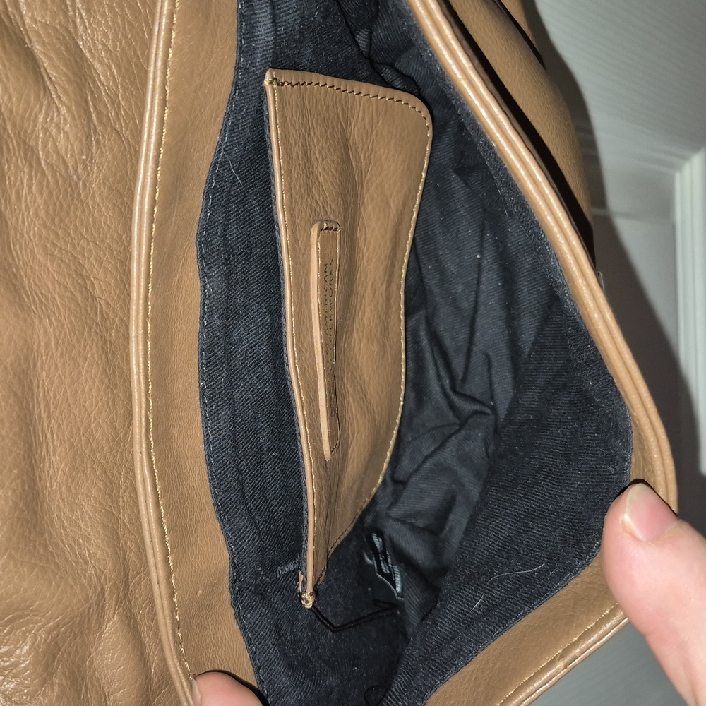 FREE Great American Leatherworks Brown Quilted Chain Strap Shoulder Bag - Picture 12 of 14